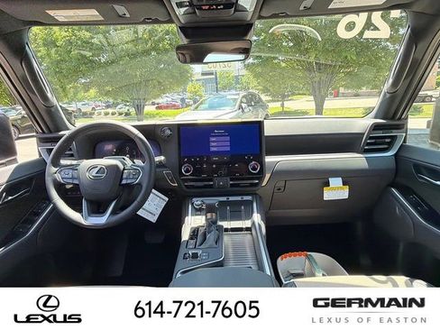 New 2026 Lexus GX 550 AWD/4WD image 17