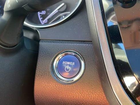 Used 2018 Toyota Camry XLE w/ Audio Package image 23