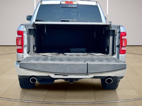 Used 2022 RAM 1500 Limited AWD/4WD image 37