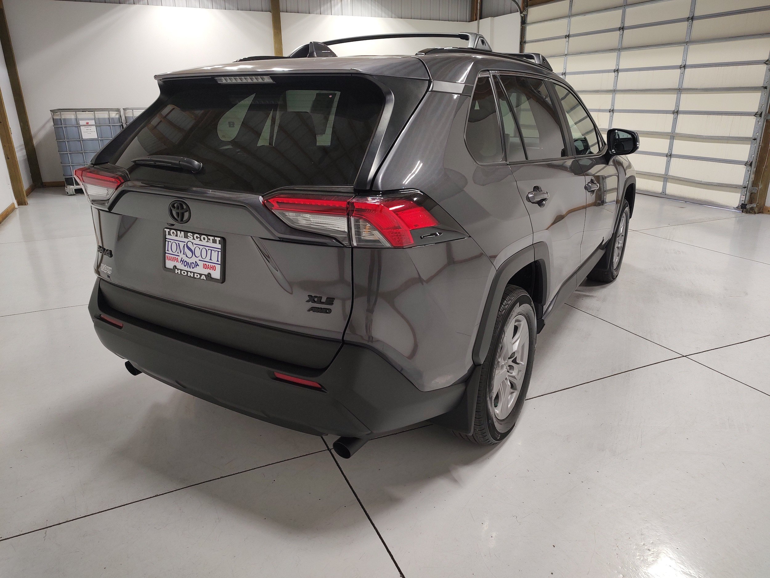 Used 2025 Toyota RAV4 XLE w/ Weather Package AWD/4WD image 13