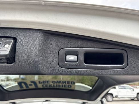 Used 2022 Honda CR-V Touring image 31
