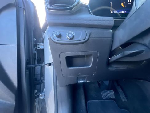 Used 2025 Chevrolet TrailBlazer LT image 18