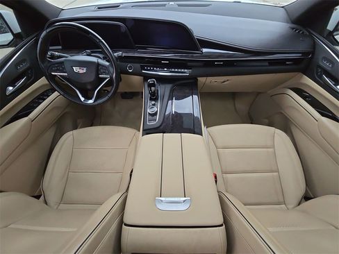 Certified 2023 Cadillac Escalade ESV Premium Luxury image 21