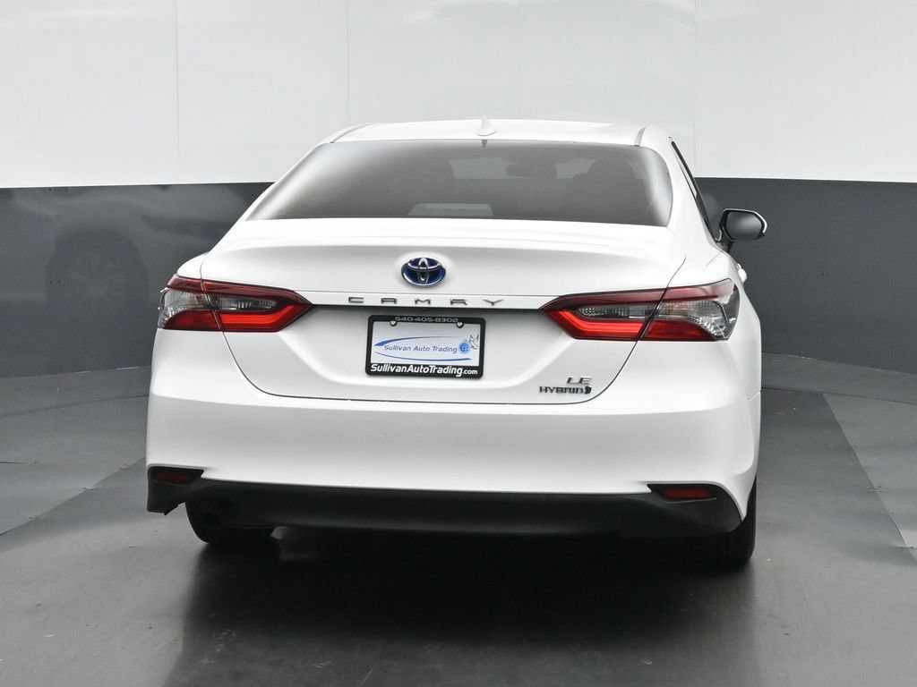 Used 2021 Toyota Camry LE FWD image 6