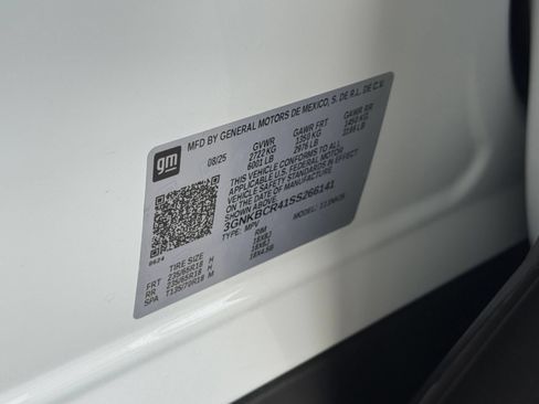Used 2025 Chevrolet Blazer LT FWD image 31