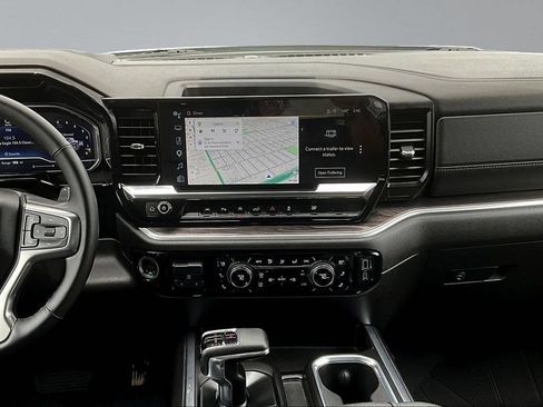 Used 2025 Chevrolet Silverado 1500 LTZ AWD/4WD image 11