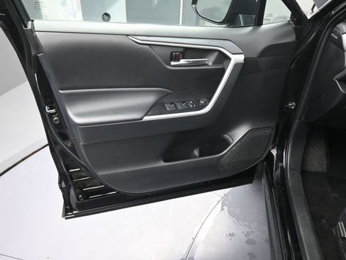Used 2024 Toyota RAV4 XLE image 20