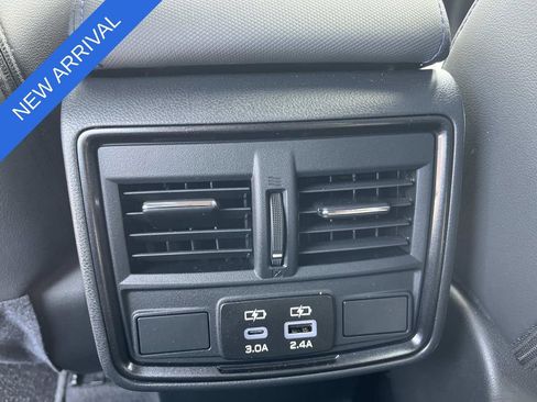 Used 2025 Subaru Forester Limited w/ Popular Package #1 AWD/4WD image 18
