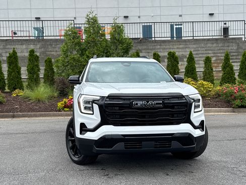 New 2026 GMC Terrain Elevation w/ Black Edition FWD image 2