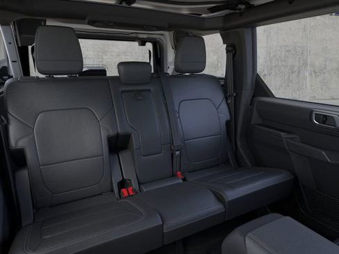 New 2026 Ford Bronco Badlands image 11