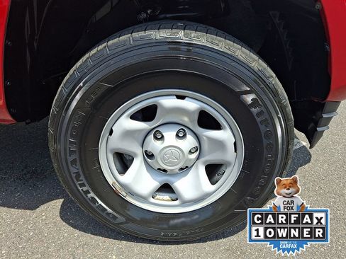 Used 2023 Toyota Tacoma SR AWD/4WD image 11