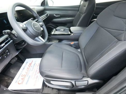 New 2026 Hyundai Tucson Blue SE image 13