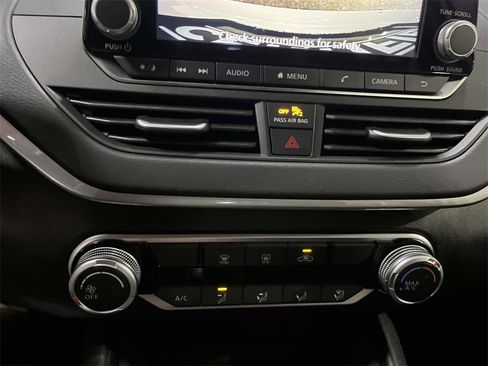 Certified 2025 Nissan Altima 2.5 S image 17