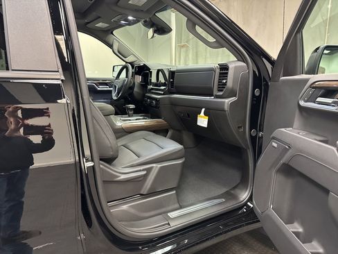 New 2026 Chevrolet Silverado 1500 RST image 17