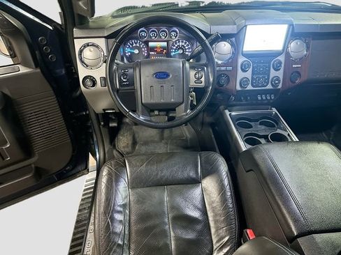 Used 2013 Ford F250 Lariat w/ Chrome Pkg image 22