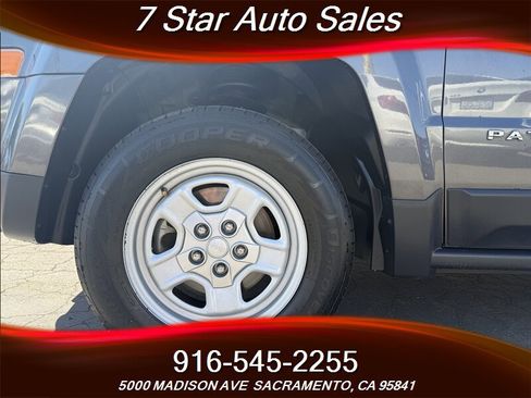 Used 2016 Jeep Patriot Sport image 17