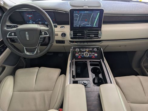 Used 2020 Lincoln Navigator Reserve w/ Equipment Group 208A Reserve image 17