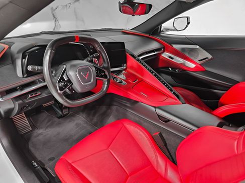 Used 2020 Chevrolet Corvette Stingray Preferred Cpe w/ 2LT Preferred Equipment Group image 21