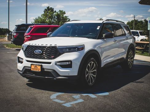 Used 2020 Ford Explorer ST AWD/4WD image 23