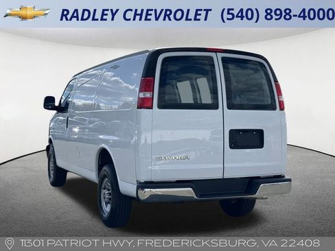 Certified 2023 GMC Savana 2500 w/ Driver Convenience Package image 3