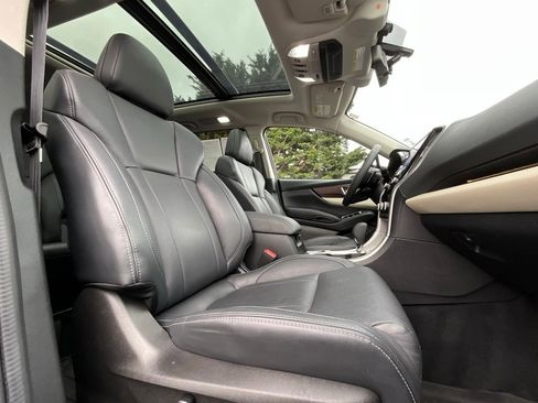 Used 2022 Subaru Ascent Touring w/ Popular Package #2A image 13