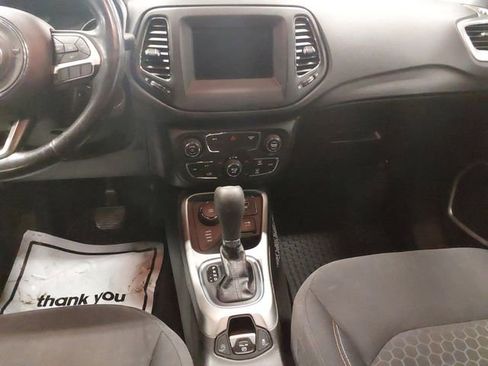 Used 2020 Jeep Compass Sport w/ Cold Weather Group image 11