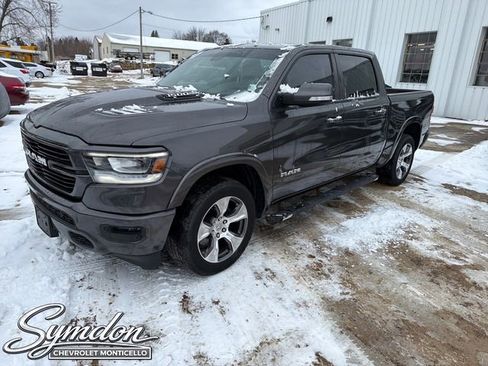 Used 2019 RAM 1500 Laramie w/ Sport Appearance Package image 8