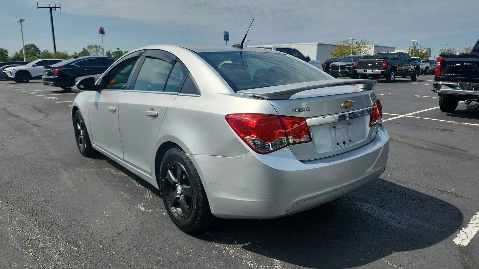 Used 2013 Chevrolet Cruze LT FWD image 4