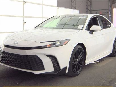 Used 2025 Toyota Camry SE