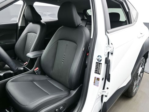 Certified 2026 Hyundai Kona SEL Premium image 12