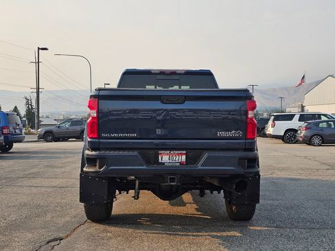 Used 2021 Chevrolet Silverado 2500 High Country AWD/4WD image 4