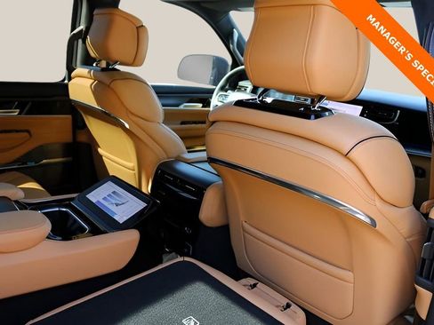 New 2025 Jeep Grand Wagoneer Series III w/ Quick Order Packagew 28T image 21