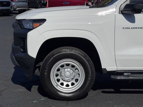 Used 2023 Chevrolet Colorado W/T image 30