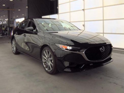Used 2025 MAZDA MAZDA3 s FWD image 3