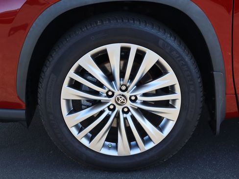 Used 2022 Toyota Highlander Platinum image 33