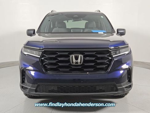 Certified 2025 Honda Pilot Sport image 8