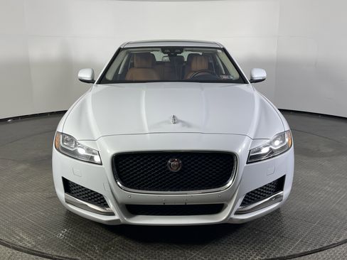 Used 2018 Jaguar XF Portfolio AWD/4WD image 2