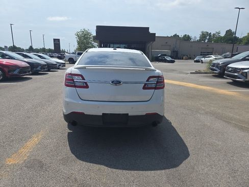 Used 2017 Ford Taurus SHO AWD/4WD image 4