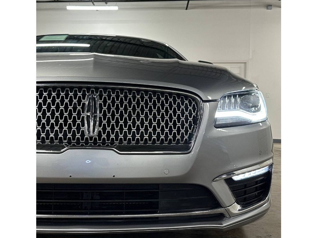 Used 2020 Lincoln MKZ Reserve FWD image 5