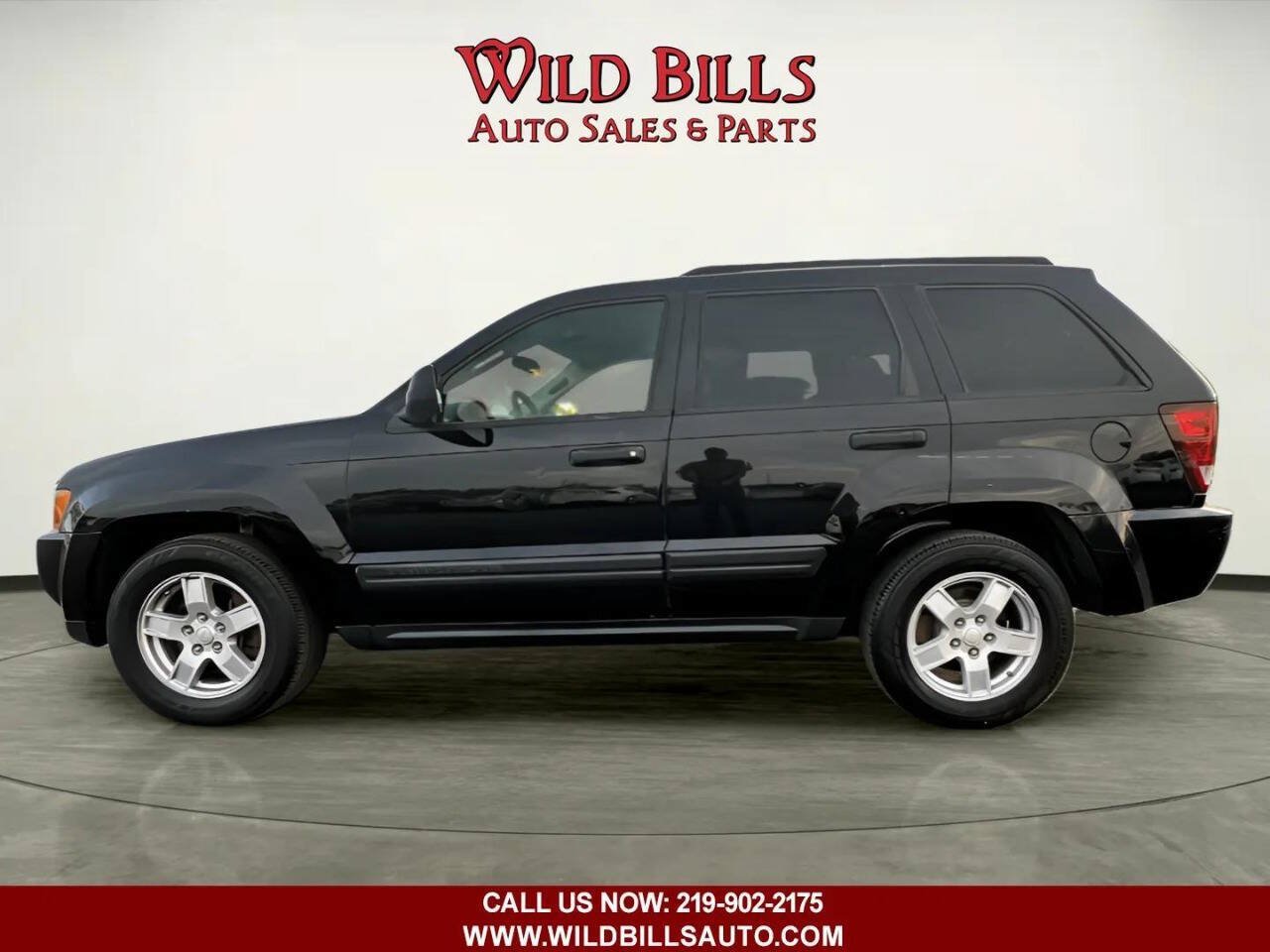 Used 2005 Jeep Grand Cherokee Laredo AWD/4WD image 4