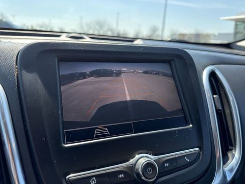 Used 2022 Chevrolet Equinox LT image 14