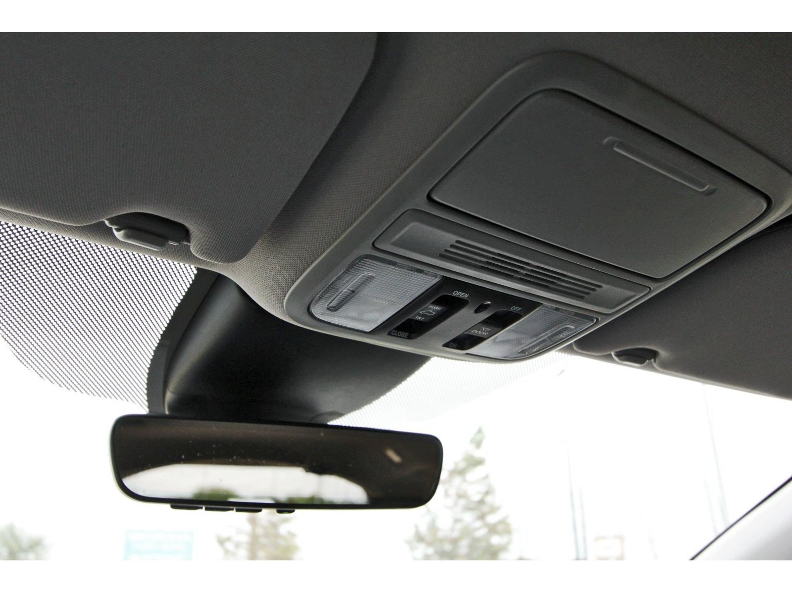 Used 2024 Honda Odyssey EX-L image 25