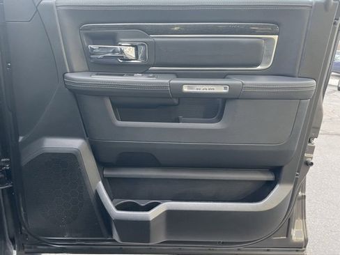 Used 2017 RAM 1500 Limited image 28