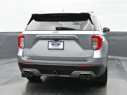 Used 2020 Ford Explorer Platinum w/ Premium Technology Package image 7