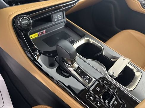 Used 2024 Lexus NX 350 AWD image 12