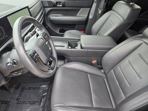 Used 2025 Hyundai Santa Fe Calligraphy AWD/4WD image 12
