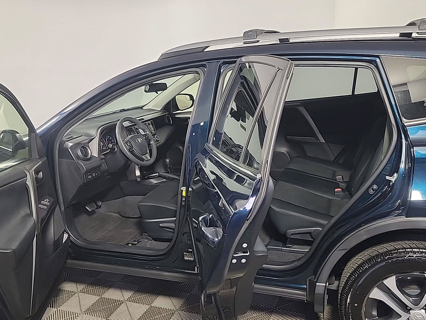 Used 2017 Toyota RAV4 LE w/ All Weather Liner Package FWD image 15