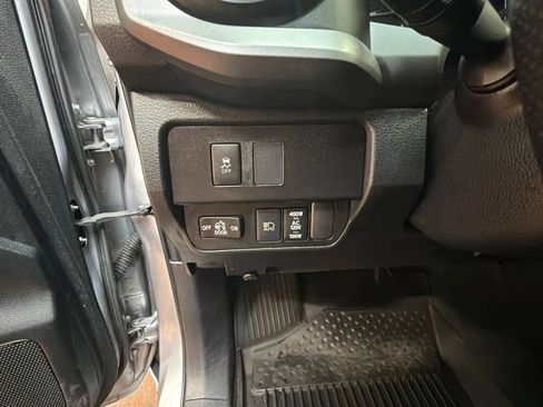 Used 2021 Toyota Tacoma TRD Sport w/ Technology Package AWD/4WD image 22