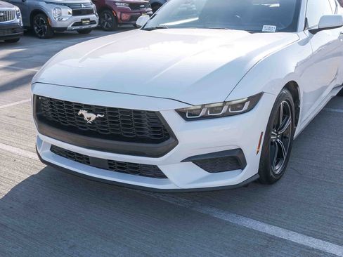 Used 2024 Ford Mustang Coupe RWD image 11