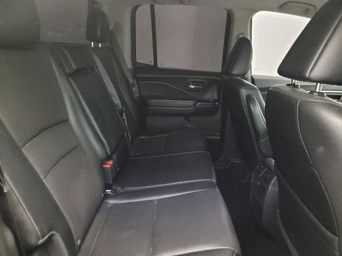 Used 2017 Honda Ridgeline RTL image 19